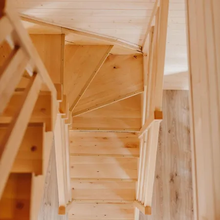 Na Skarpie アパート